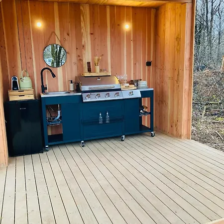 Campismo de Luxo Tente Avec Jacuzzi Vue 1